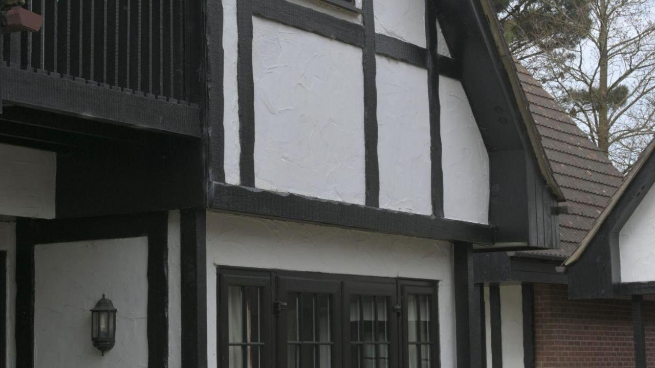 25 Tudor Court, Tolroy Manor 海尔 外观 照片